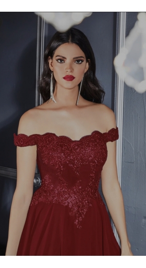 Kjole 7258. Off the shoulder blonde Kjole 7258. Off the shoulder blonde